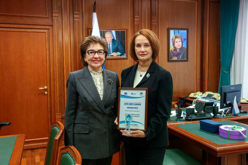Галина Карелова
