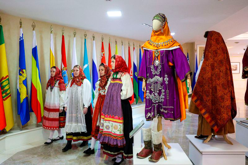 выставка «Традиционные женские образы России»