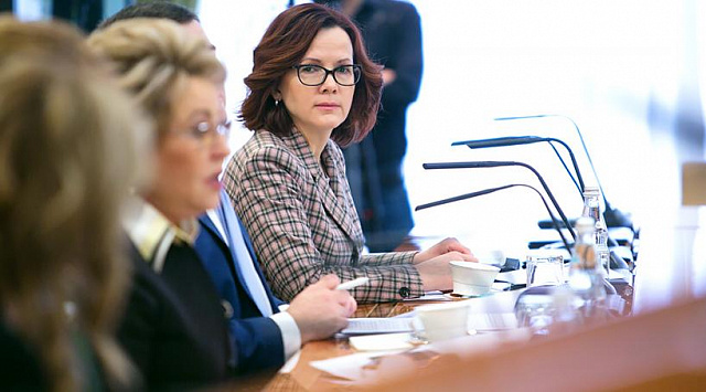 Минпромторг представит свои площадки на ЕЖФ