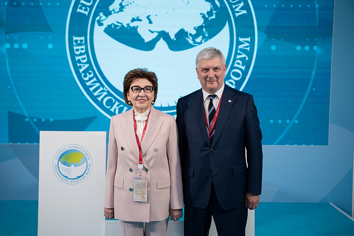 ЕЖФ на ПМЭФ-2026